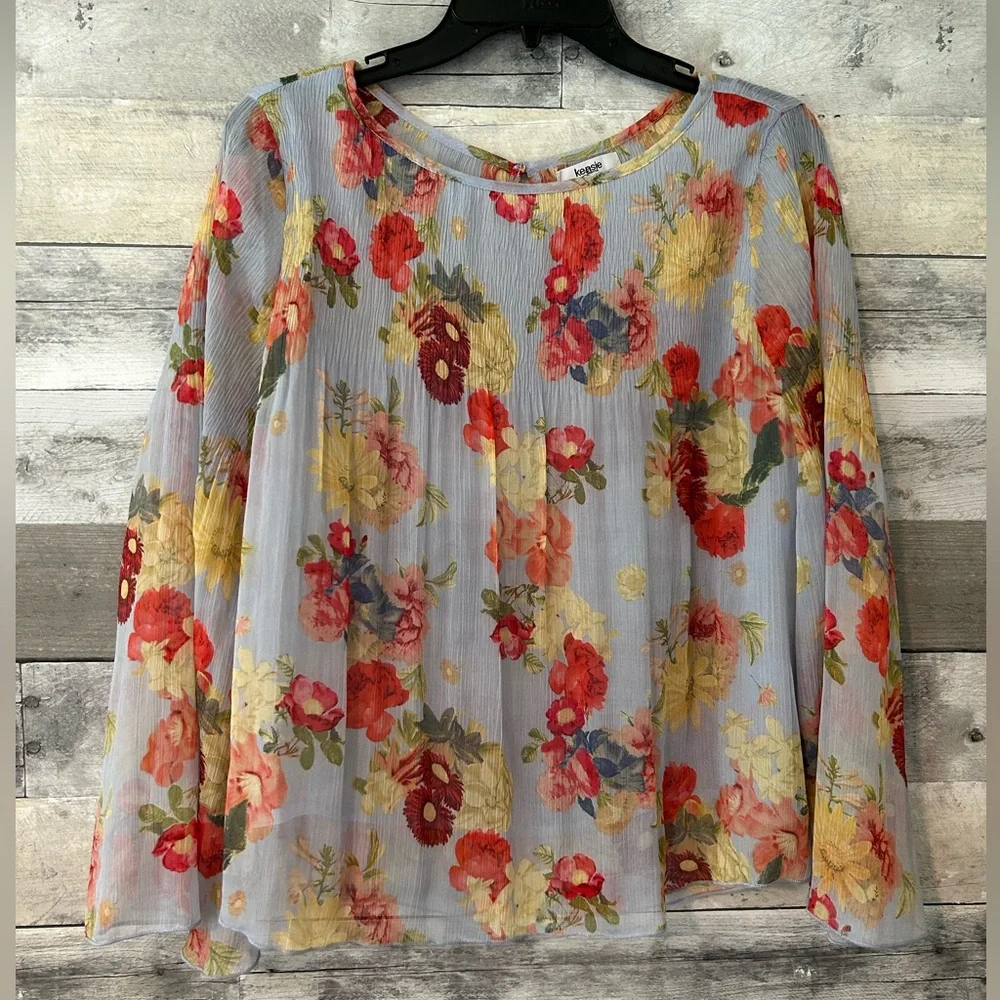 Women’s Floral Blouse - Picture 1 of 2